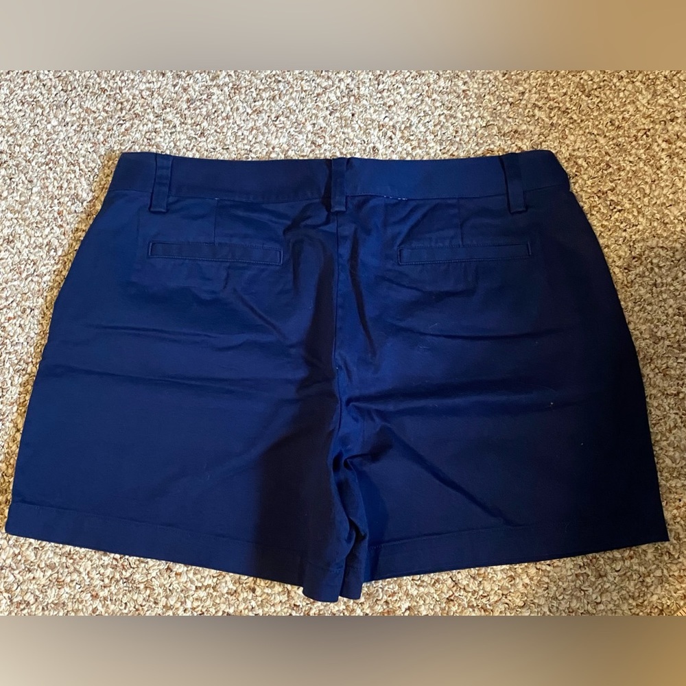 Lands End Shorts- New without tags! - Picture 2 of 5